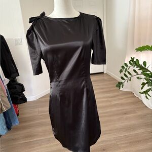 Missguided+ Black Satin Midi Dress